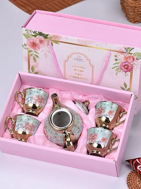 Jogo de Xícaras e Bule com 5 Peças de Café e Chá de Porcelana em Cerâmica de Luxo